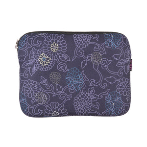 Lila Mandala Laptop Sleeve von Nijens, Rückansicht, geeignet für 13 und 15 Zoll