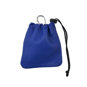Leder-Leckerlibeutel Cabra in Royalblau mit Kordelzug und Karabiner