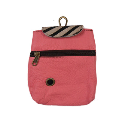 Baza Leder Leckerli-Tasche in Rosa mit Zebra-Kuhfell-Element und Metallöse für Hundekotbeutel