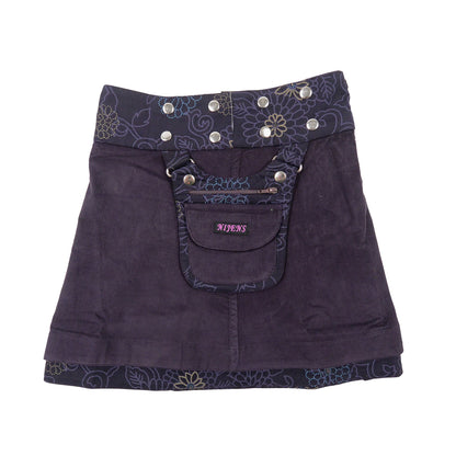 Farbenfroher Kinderrock aus weichem Cord-Baumwollstoff in Violett.