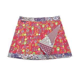 Wenderock, Wickelrock aus Baumwolle Rot mit Blumenmuster und kleinem Einsteckfach vorne. Umfang ist einstellbar mit Druckknöpfen am Rockbund.