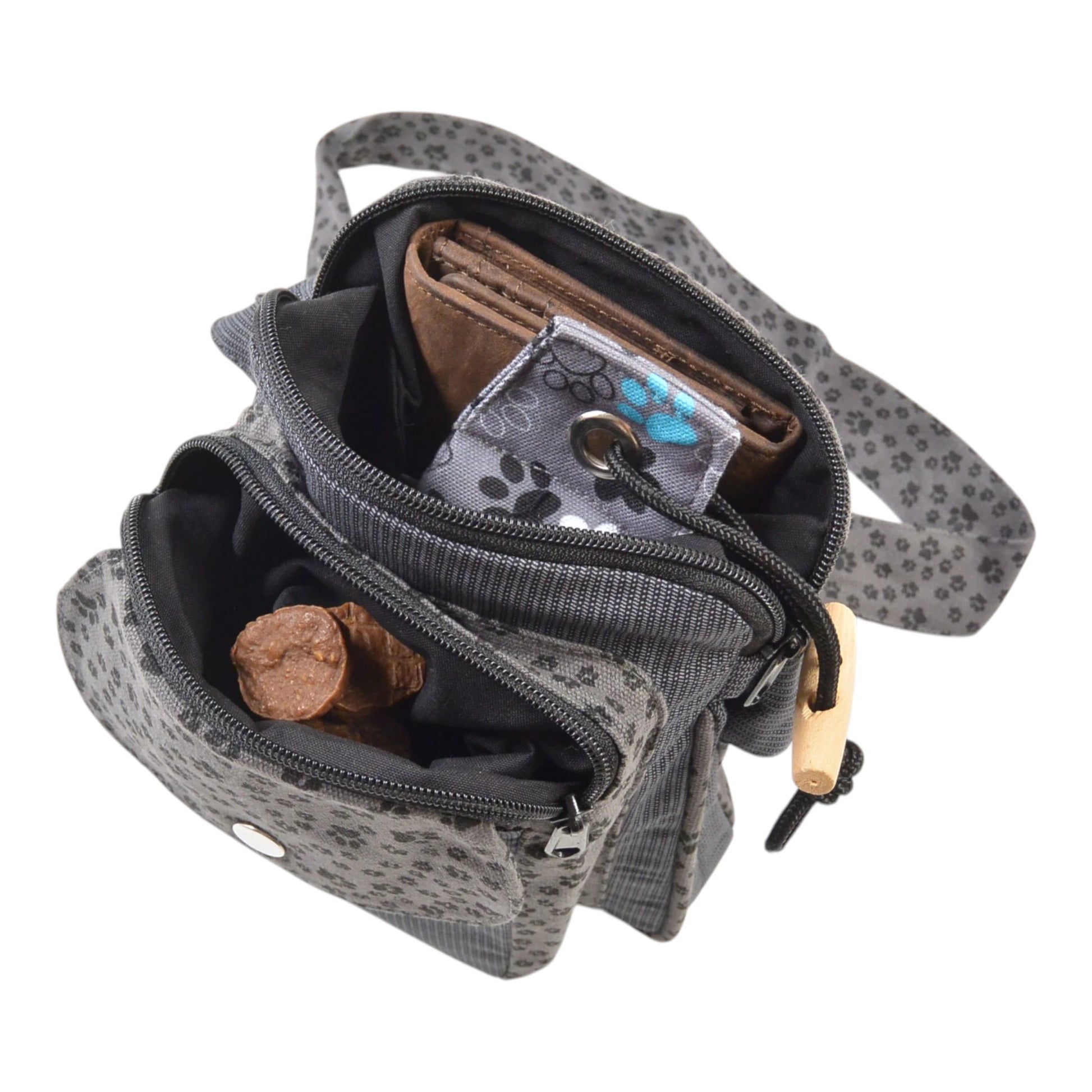 Innenansicht der Gassi-Tasche Freiburg in Grau mit kleinen Pfotenabdrücken – ideal für Hundespaziergänge