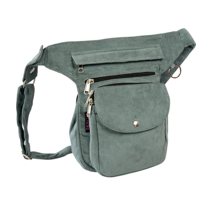 Seitliche Ansicht der Super-Hannover Tasche von Nijens – Cordstoff in Salbeigrün mit mehreren Fächern für Spaziergänge mit Stil.