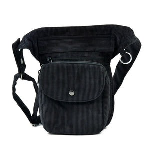 Gürteltasche, Gassi-Tasche aus Cord Charcoal. Diese Gürteltasche hat zwei Reißverschlussfächer vorne sowie ein Einsteckfach, welches durch einen Überschlag mit Druckknopf verschlossen wird.