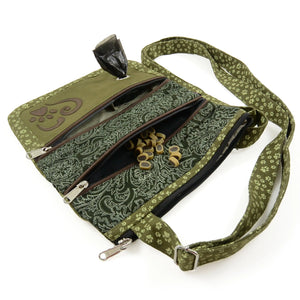 Nijens Gassi-Umhängetasche Futtertasche aus Stoff (Pfoten Motiv in Olivgrün) mit Leckerlifach