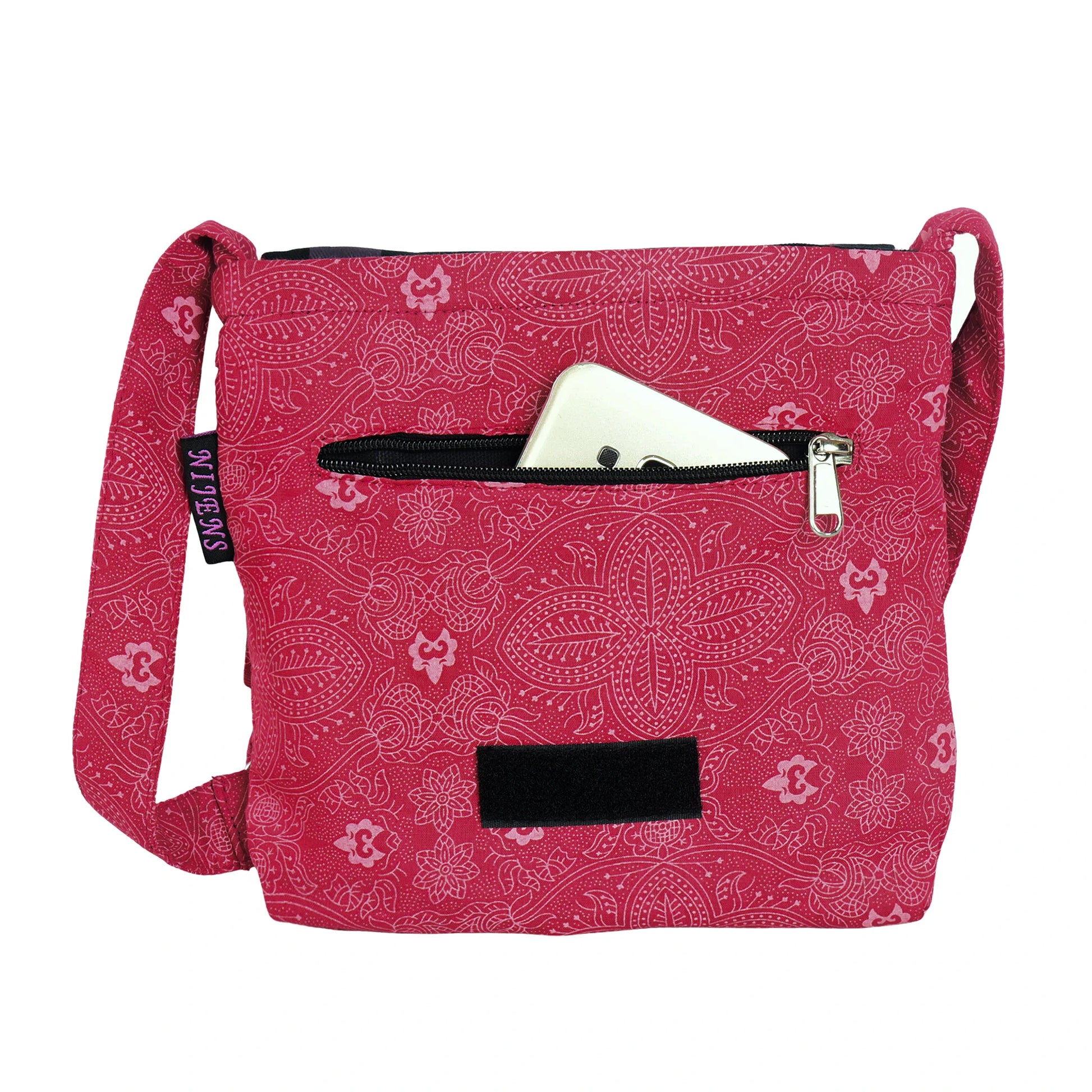 Kleine Tasche – Umhängetasche aus Baumwolle, rot mit weißem Motiv. Ein Hauptfach mit Einsteckfach für das Handy.