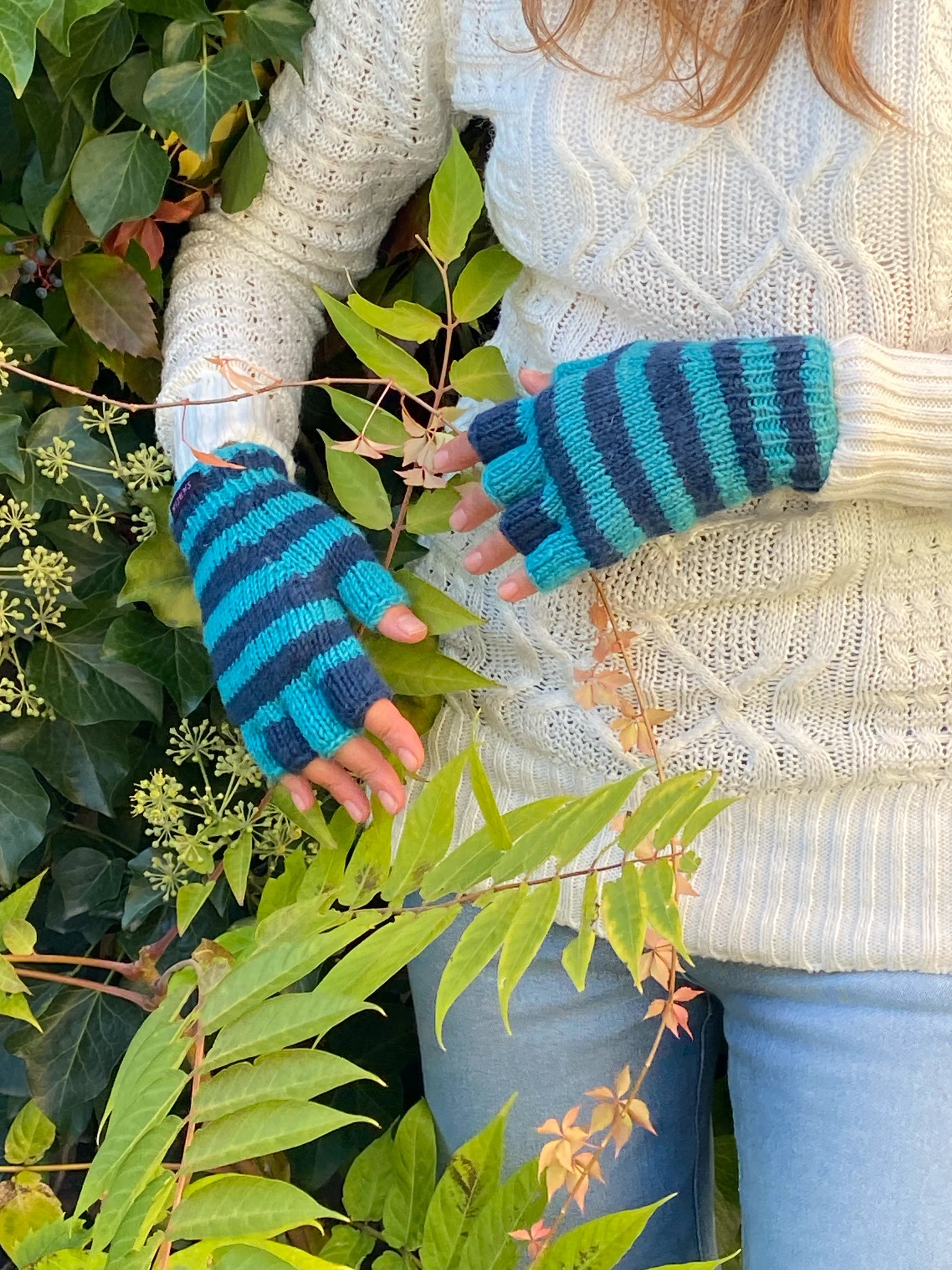 halbfinger handschuhe stricken Gestreifte Halbfingerhandschuhe aus Schurwolle