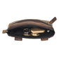 Kleine Beuteltasche aus Leder, Vintage Braun dunkel. Ein großes Reißverschlussfach bietet Platz für Schlüssel, Kleingeld oder Leckerlis.