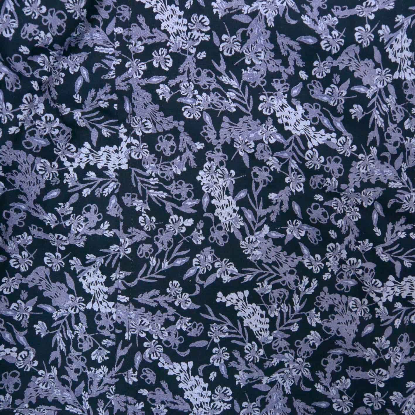 Wickelrock aus weichem Rayon-Stoff Lavendel mit Blumenmotive
