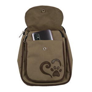 Wasserabweisende Beuteltaschen beige mit Herz und Pfotenapplikation. Zwei Reißverschlussfäcker und ein Einsteckfach vorne.