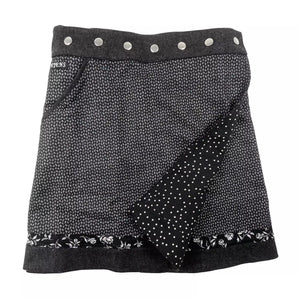 Wenderock aus Wolle, Kombination aus zeitlosem Tweed mit aufgesertem Schmuckband am Saum, schwarze Farbe