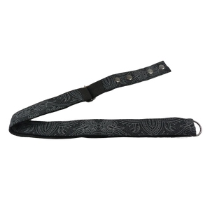 Gürtel aus Baumwolle Schwarz mit floralen Muster. Verschließbar mit zwei Druckknöpfen aus Metall. Stufenlos Größenverstellbar mit Leiterschnalle