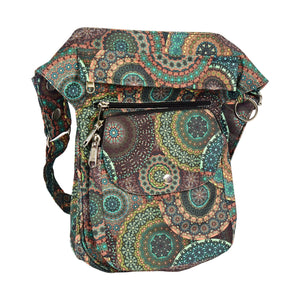 Vorderansicht der wetterfesten Gassi-Tasche im grünlichen Mandala-Design und Frontfach - Super-Hannover 71083 Nijens