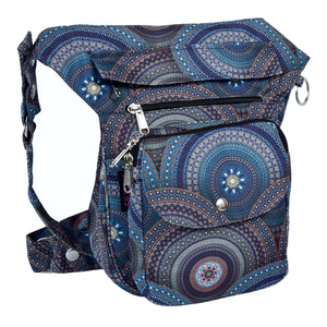 Vorderansicht der Gassi-Tasche – mit wasserfestem Futter, im blauen  Mandala-Design.