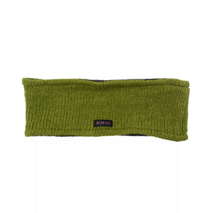 Stirnband mit Rippenstrickmuster Grün. Innenfutter ist aus schwarzem Fleece.