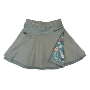 Wendbarer Damenrock aus Cord in Graugrün von Nijens mit Blumenmuster, kleiner Tasche und anpassbarem Bund.