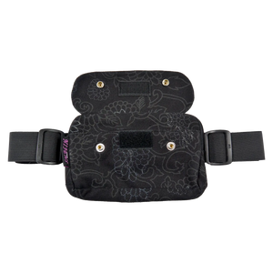 Bauchtasche für den Sport aus Baumwolle, schwarz mit Blumenmotiven und dehnbarem Gurt. Einsteckfach vorne. Verschließbar mit Druckknopf.