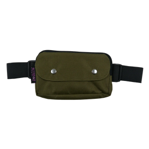 Bauchtasche für den Sport, wasserabweiden, grün und mit dehnbarem Gurt, zwei Reißverschlussfächern und einem Einsteckfach, verschließbar mit Druckknopf.