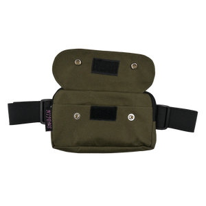 Bauchtasche für den Sport, wasserabweiden, grün und mit dehnbarem Gurt. Einsteckfach vorne. Verschließbar mit Druckknopf.