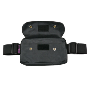 Bauchtasche für den Sport, wasserabweiden, grau und mit dehnbarem Gurt. Einsteckfach vorne. Verschließbar mit Druckknopf.