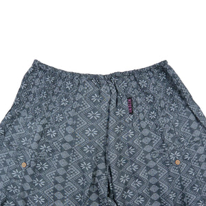 Pluderhose aus Viskose Stoff in Grau mit Muster