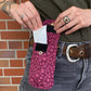 Tuben-Holster (magenta Stoff mit kleinem Pfotenmuster) 23 - Nijens Shop