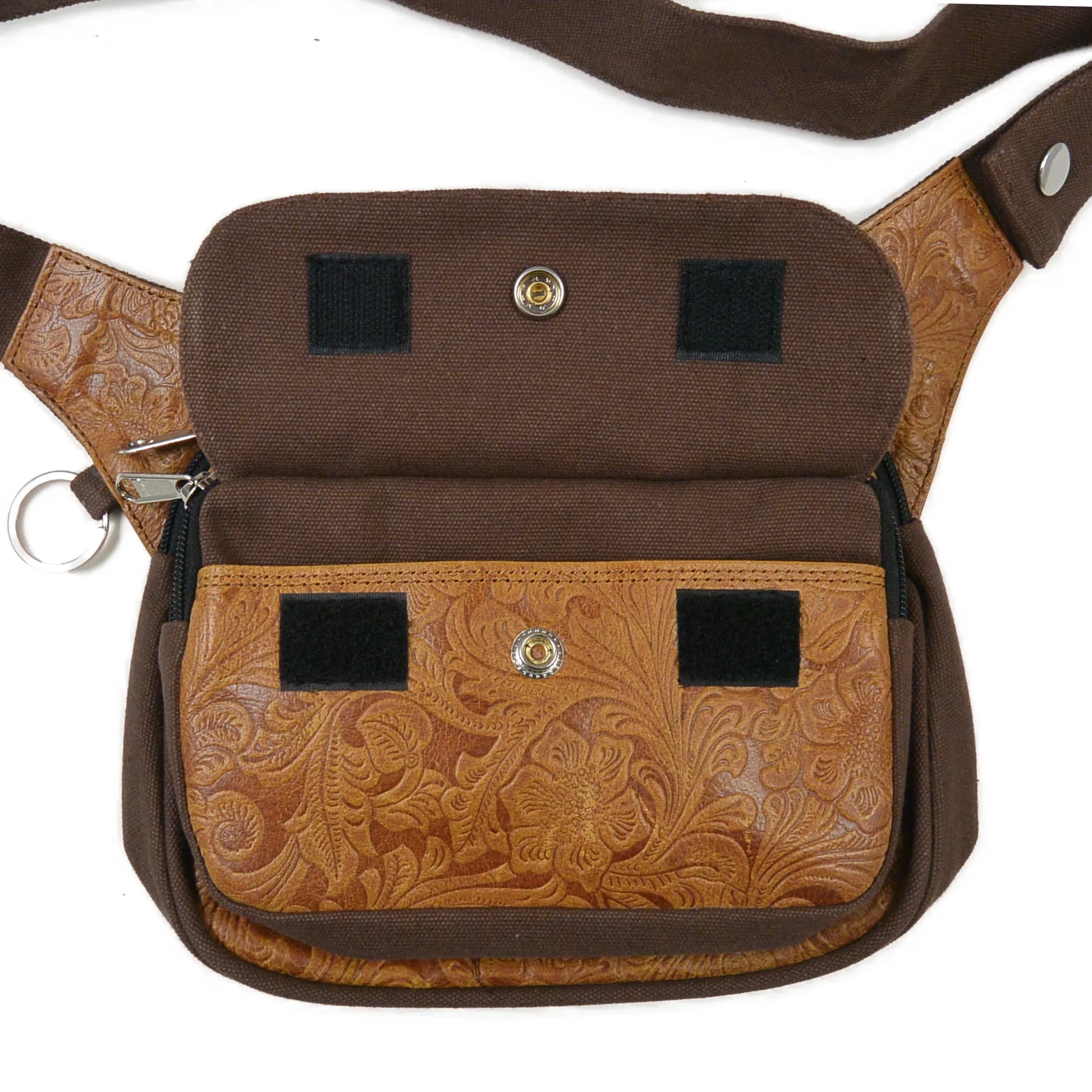 Frankfurt Gassi-Tasche aus Canvas und Echtleder in Braun-Brandy – Vorderansicht mit Handyfach mit Blumen-Prägung
