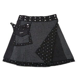 Wendbarer Woll-Wickelrock in Schwarz mit Strukturmuster