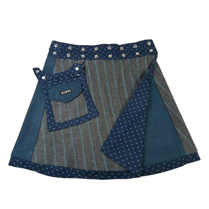 Wendbarer Tweed-Rock in Petrol.