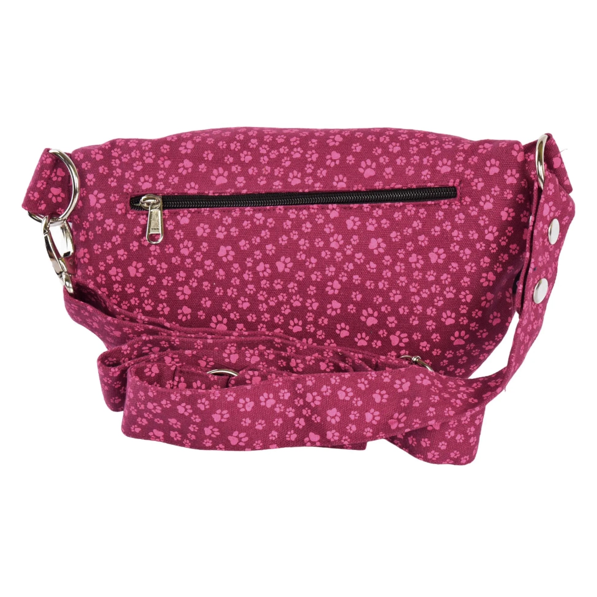 Bauchtasche sowie Crossbodybag aus Canvas in Magenta, mit rosafarbenen kleinen Pfötchen. Reisverschlussfach auf der hinteren Seite.