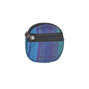 Portemonnaie aus Baumwollstoff mit zwei separaten Fächern. Gestreift in Blau.