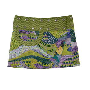 Rückseite des Nijens Rocks – grün in floralem Muster.