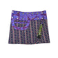 Sommerrock, Baumwolle, Nachtblau mit Pxelmuster und Tasche. Tragbar von beiden Seiten. Umfang ist einstellbar mit einer doppelten Druckknopfleiste am Rockbund in Violett mit Blumen Paisley
