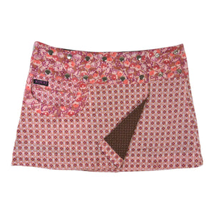Wenderock von Nijens in Rosa Design mit Blumen, verspielter Eingrifftasche.