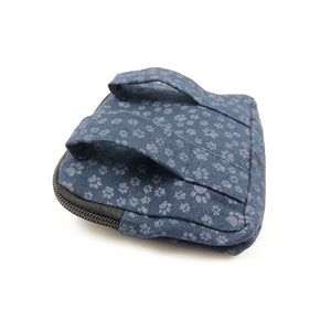 Nijens Kleine Beuteltasche mit Hundepfoten-Motiv in Nachtblau 05054 2