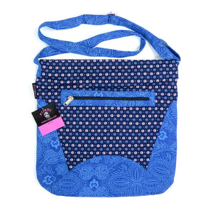 Handtasche mit kleinem Blumenmuster